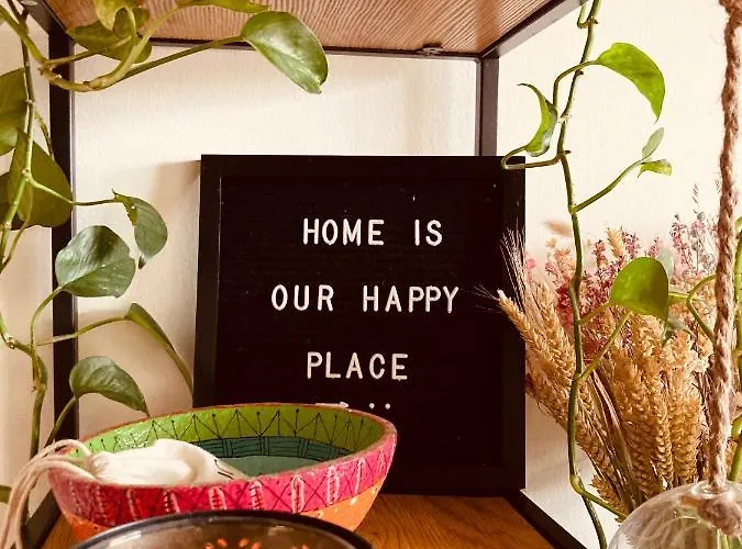 Cozy Two Bedroom Near Centre アパート ヘント