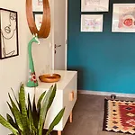 アパート Cozy Two Bedroom Near Centre *