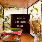 Cozy Two Bedroom Near Centre アパート ヘント