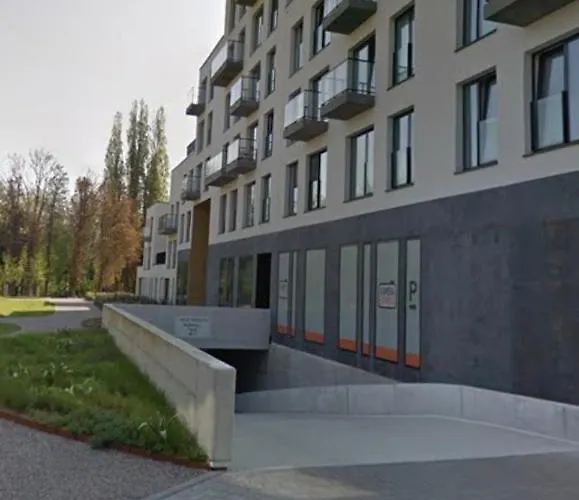 Апартаменты Cozy Two Bedroom Near Centre